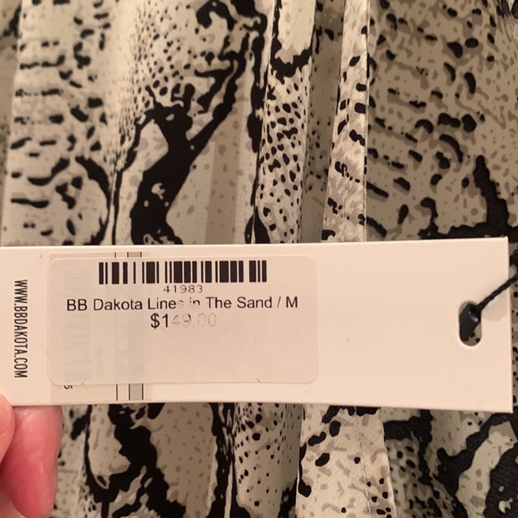 Jumpsuit - Picture 4 of 4